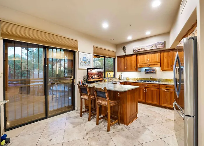 Oasis With Private Hot Tub 30-night Minimum Scottsdale