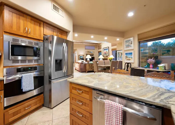 Oasis With Private Hot Tub 30-night Minimum *