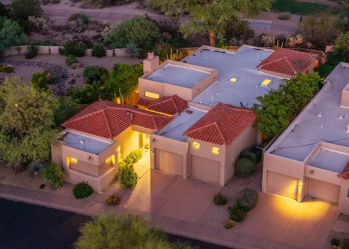 Oasis With Private Hot Tub 30-night Minimum * Scottsdale