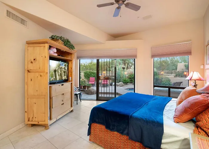 Dom wakacyjny Oasis With Private Hot Tub 30-night Minimum