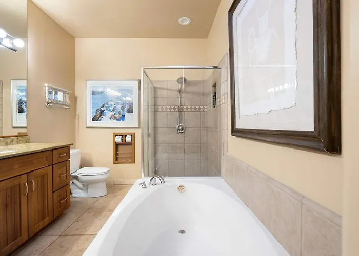 Dom wakacyjny Oasis With Private Hot Tub 30-night Minimum *