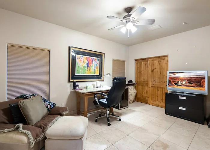 Oasis With Private Hot Tub 30-night Minimum Scottsdale