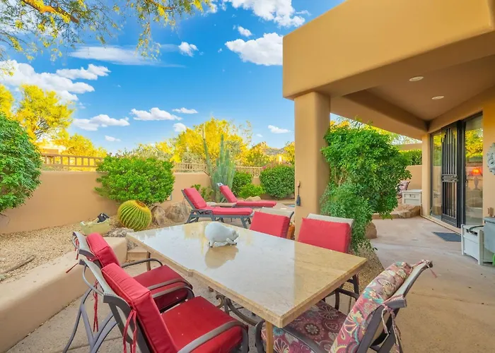 Dom wakacyjny Oasis With Private Hot Tub 30-night Minimum Scottsdale